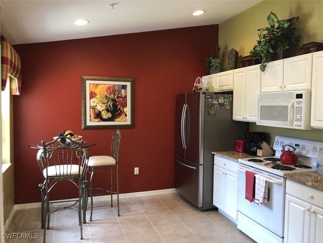 Photo - 1380 Tiffany Ln Unidad 2204