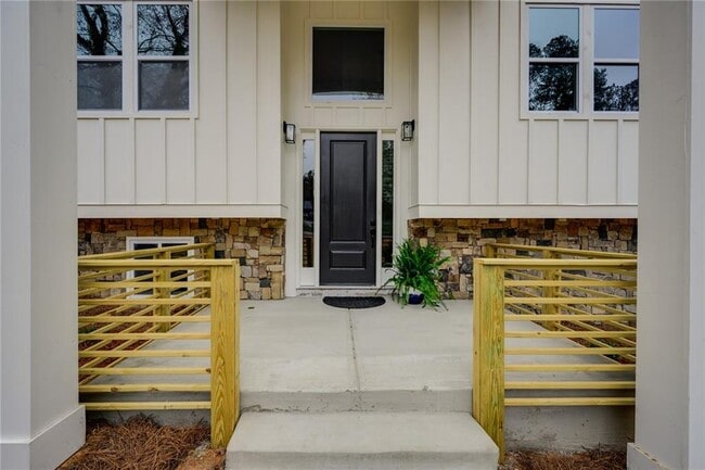 Photo - 2295 Brandon Ct NE