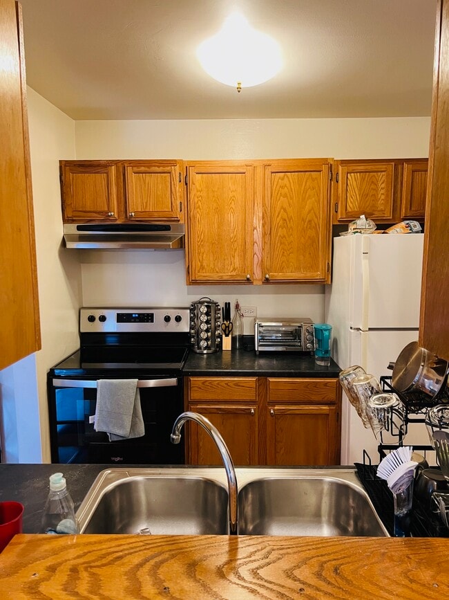 Cocina - 653 Swan Dr Unidad 1B