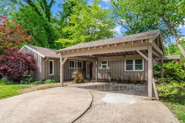 Building Photo - 3206 W 79th St Rental