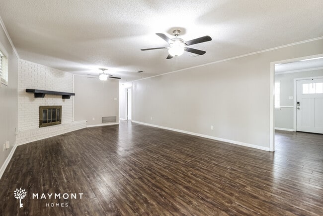 Photo - 22 Single Oaks Dr