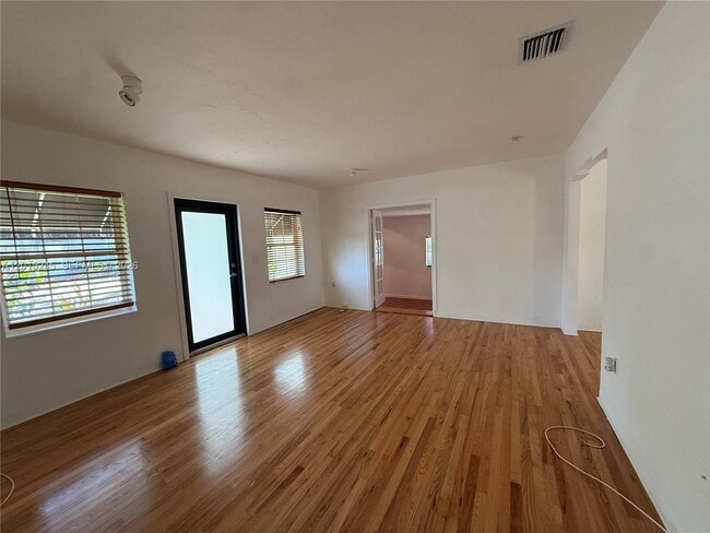 Photo - 2321 SW 31st Ave