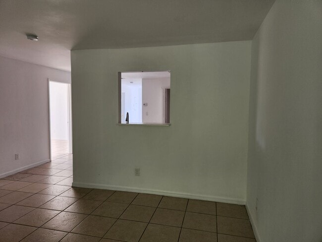 Photo - LO 4770-4772 Jordan Ave S Unidad 4772 Jordan Ave S