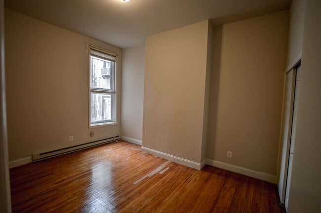 Photo - 3909 Pine St