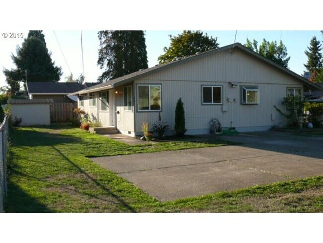 Building Photo - neur02 Unit 807 Rental