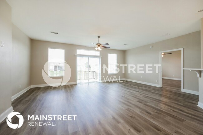 Photo - 3202 6th St W