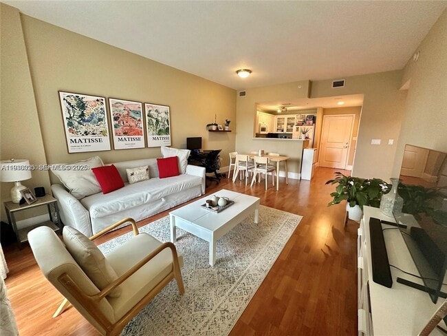 Photo - 10 Aragon Ave Unit 818