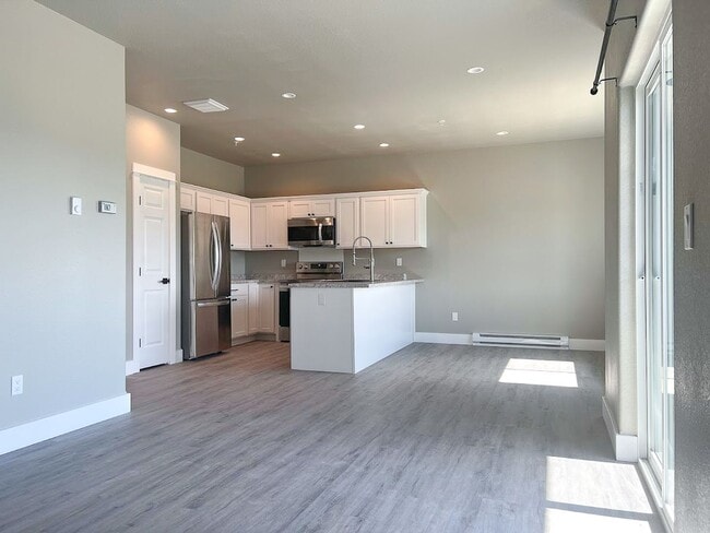 Photo - Pet Friendly 2 bed/ 1 bath unit at Soldier Ridge! Unit # 310