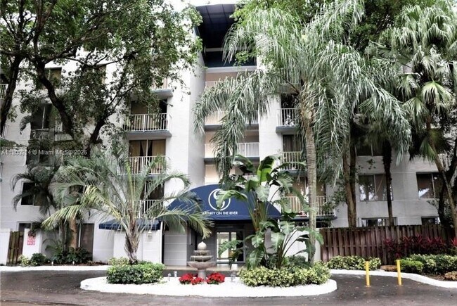 Building Photo - 1720 NW N River Dr Unit 413-413 Rental