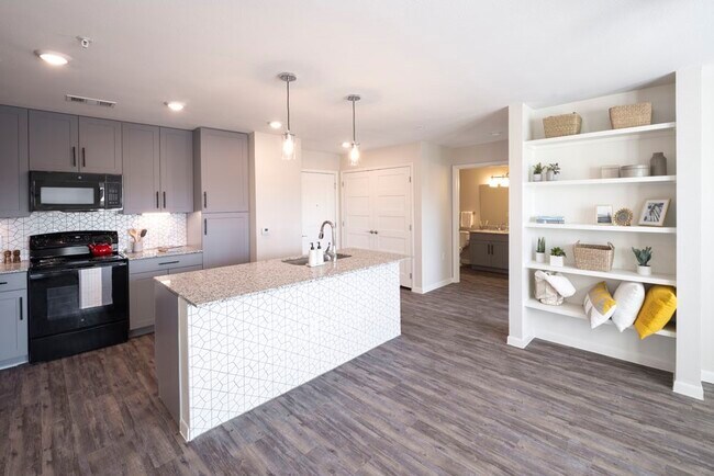 Photo - 4611 N Interstate 35 Frontage Rd