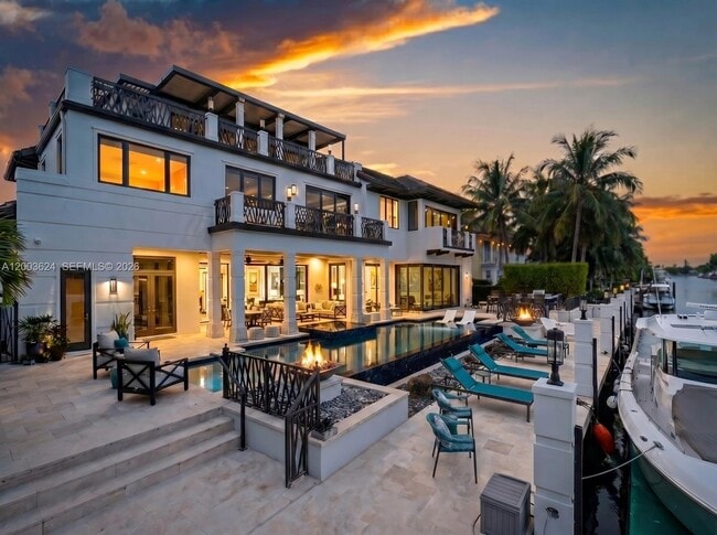 Building Photo - 720 Isle of Palms Dr