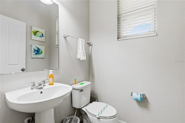 Photo - 5152 Adelaide Dr