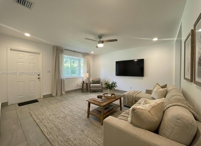 Photo - 1396 NE 117th St