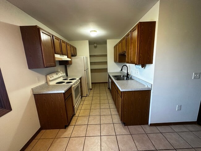Photo - 138-138 Talon Pl Unit 136