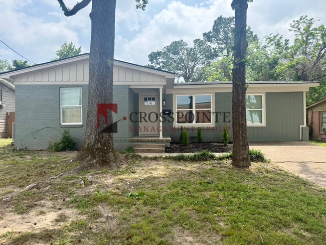 Photo - 1309 Lamar St