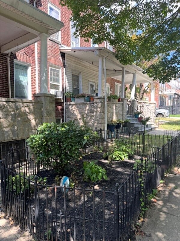 Photo - 2216 Whittier Ave
