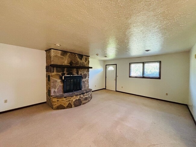 Photo - 4402 Riffe St