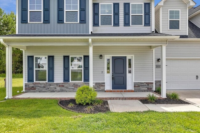 Photo - 3 Bedroom with BONUS in Swansboro HS District!