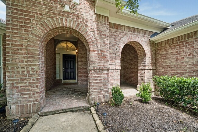 Photo - 1314 Deerbrook Dr