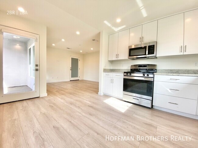 Photo - 3245 Drew St Unidad 1