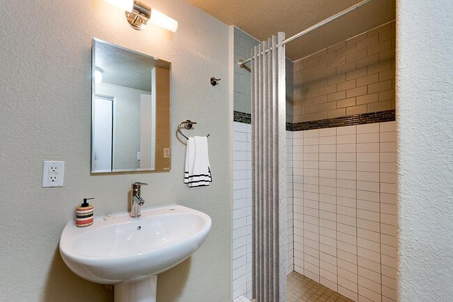 Photo - Chill Apartments