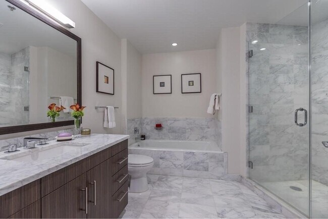 Photo - 580 Washington St Unit 5D