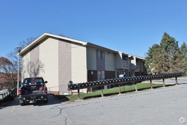Woodglen Apartments