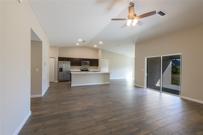 Photo - 730 SW McCall Rd