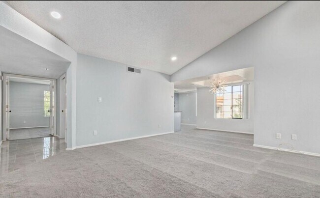 Photo - Beautiful Scottsdale Condo with Pool Views!