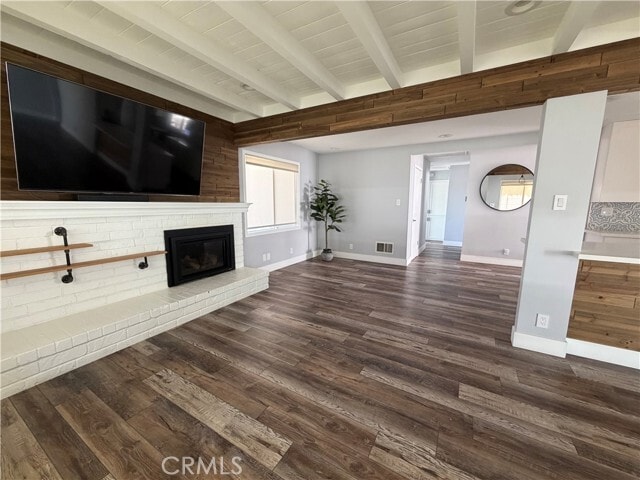 Photo - 650 Juanita St