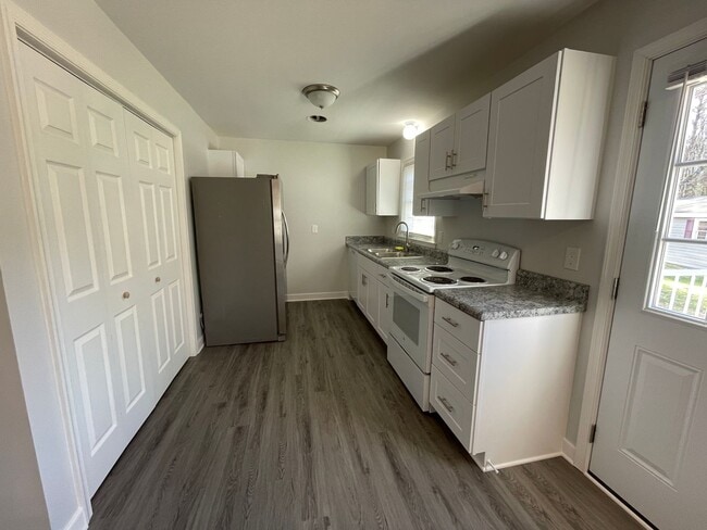 4219 Hickory Rd