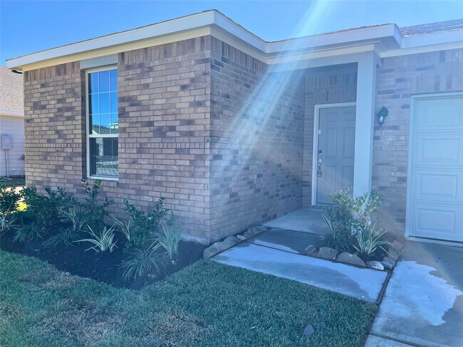 Photo - 9695 Caney Trails Rd