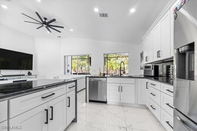 Photo - 239 Glen Eagle Cir