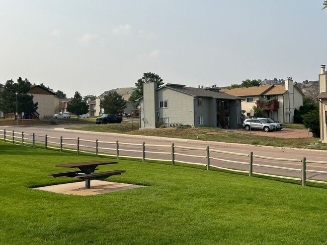 Building Photo - 2330 Allegheny Dr Unit D