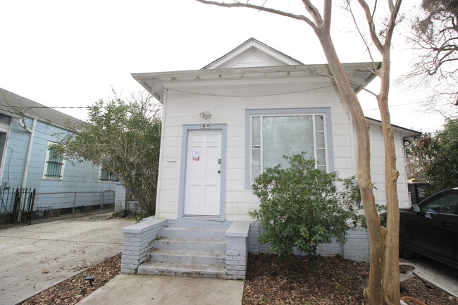 Building Photo - 7620 Freret St Unit 7620 FRERET
