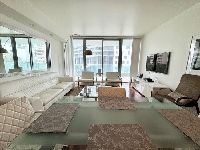 Photo - 1331 Brickell Bay Dr Unit 406
