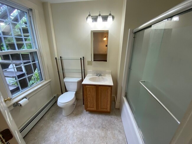 Photo - 797 Main St Unit 4