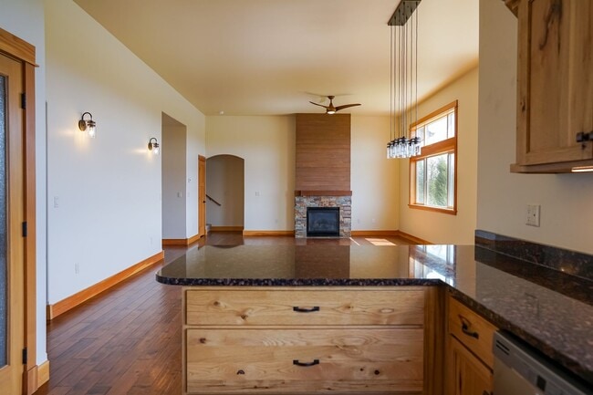 One Month's Free Rent - One Month's Free Rent Casa