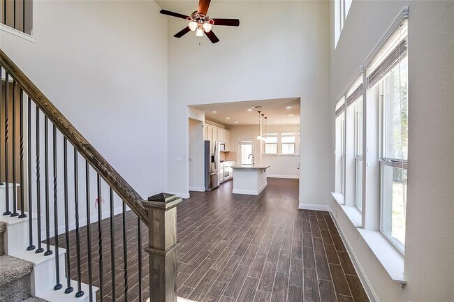 Photo - 10418 Turnbull Loop