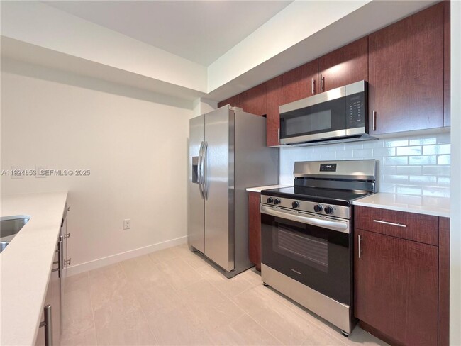 11239 NW 4th Terrace