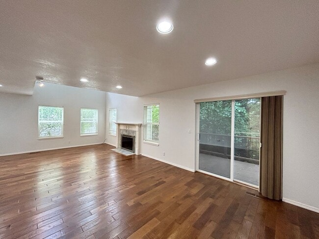 Photo - Spacious Home Near Washington Square