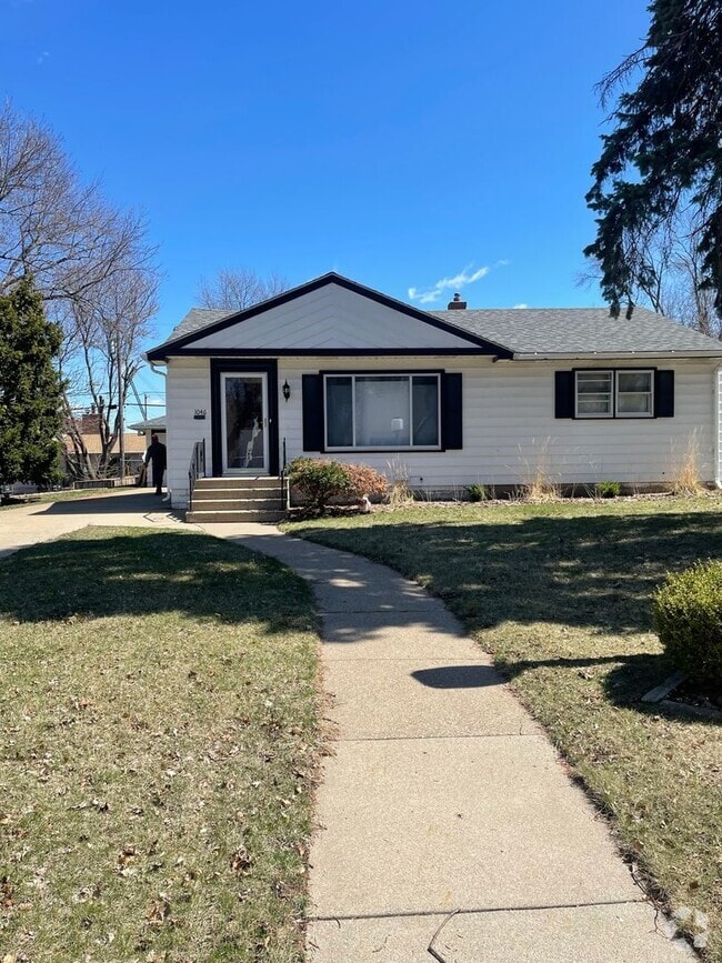 Building Photo - Highland Home for Rent