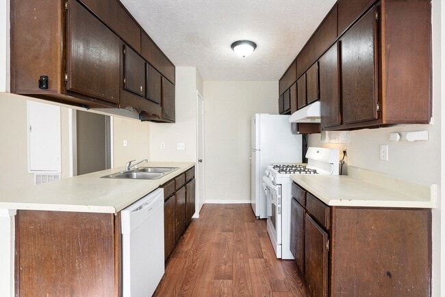 Photo - 3 Bedroom 2 Bath Home