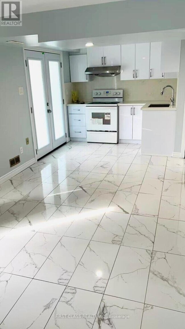 Photo - 96 Fieldwood Dr