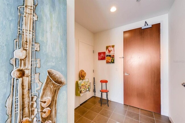 Photo - 111 E Washington St