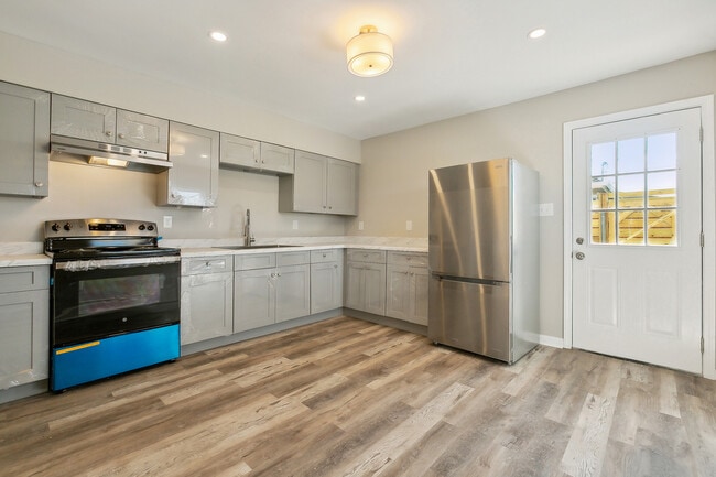 Photo - 1124 Tallow Tree Ln