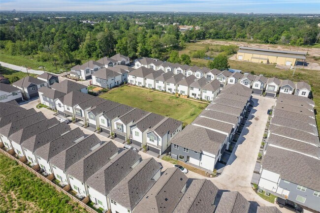 5923 Jasper Jones Wy