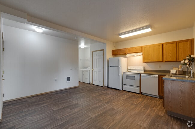 1BR, 1BA - 532SF - Kitchen - Zachary Park Apartments