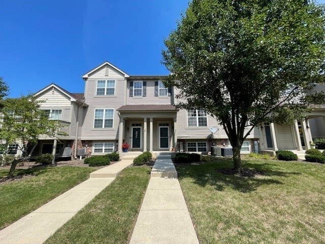 1011 Ellsworth Dr