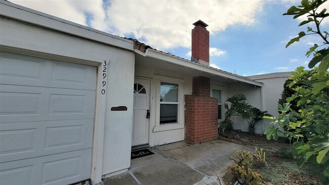 Photo - 32990 Lake Wawasee St